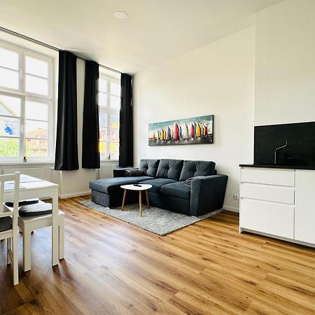 Moderne Ferienwohnung Inmitten Der Altstadt Schwerin  Bagian luar foto